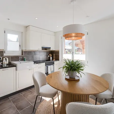 Bergoase Fuer Zwei - Mit Terrasse & Bergkulisse * Adelboden